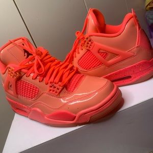 Women’s Air Jordan 4 retro NRG
